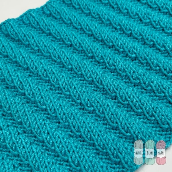 How to Knit Spiral Diagonal Rib Stitch [Free Video Tutorial & Written Pattern!]